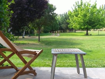 Neuquen. Plottier. Venta. Predio con Casa 3 dormitorios. Piscina
