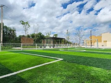 Casa en Venta en Frac. Villa Asturiana, León. Gto a 700mt del puente del Milenio Modelo ONIS, al Sur