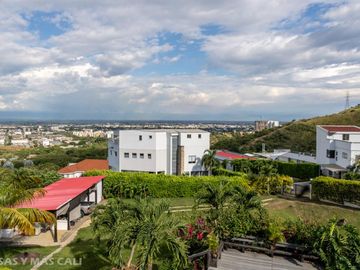 Casa en venta en Cali. Cod V5633