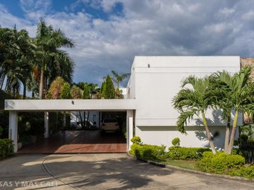 Casa en venta en Cali. Cod V5633