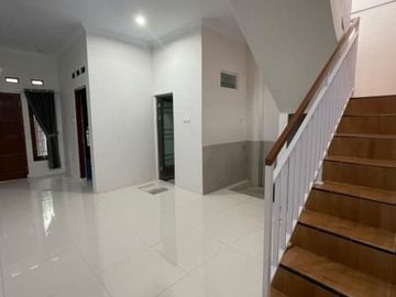 Rumah Siap Huni 2 Lantai di Perumahan Sewon Bantul Yogyakarta