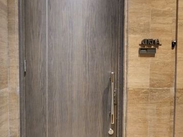 Dijual Apartemen District 8 @Senopati 3+1 BR (Size 228 Sqm) TERMURAH 14,5 MILIAR SEBELUM TERJUAL – CONTACT: 08777889----