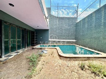 CASA EN VENTA, REVOLUCIÓN, GUADALAJARA