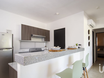 Departamento en Residencial en una de las principales Avenidas de Cancún (Entrega Inmediata)