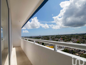 Departamento en Residencial en una de las principales Avenidas de Cancún (Entrega Inmediata)