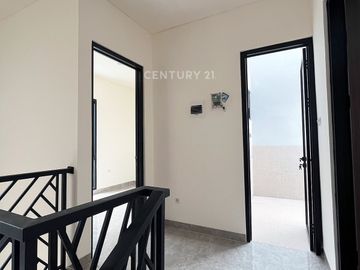 Dijual Rumah Kost Minimalis Bangunan Baru Di Ciputat Depan Univer