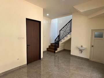 Dijual Rumah Kost Minimalis Bangunan Baru Di Ciputat Depan Univer