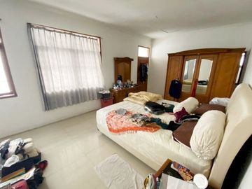 MEWAH SIAP HUNI !! Rumah Nyaman Asri Deket ke RSUD CIBABAT CIMAHI.