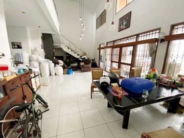 MEWAH SIAP HUNI !! Rumah Nyaman Asri Deket ke RSUD CIBABAT CIMAHI.