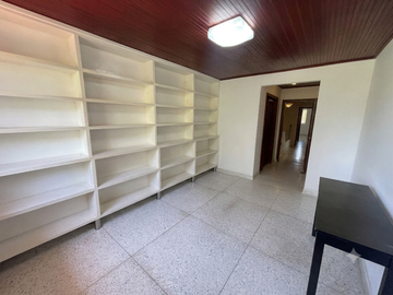 casa en arriendo en altos del limón. Cod A543