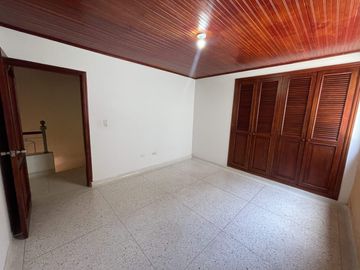 casa en arriendo en altos del limón. Cod A543