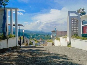 Rumah Modern View Kota Bandung dekat Terminal Cicaheum Jatihandap 2LT Hanya 800Jtan