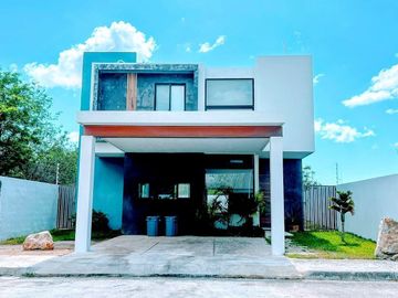 CASA EN VENTA EN YAXKUKUL YUCATAN RESIDENCIAL YAXLUM