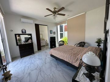 Casa en venta una planta en Mérida Yucatán, Privada Bosques de Conkal