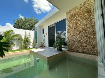 Casa en venta una planta en Mérida Yucatán, Privada Bosques de Conkal