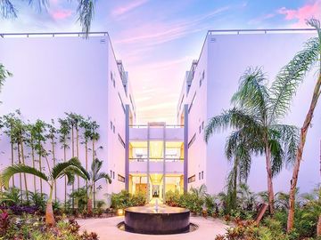 Condominio de lujo en Residencial con campo de golf, seguridad 24 hrs, acceso al
