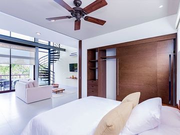 Condominio de lujo en Residencial con campo de golf, seguridad 24 hrs, acceso al