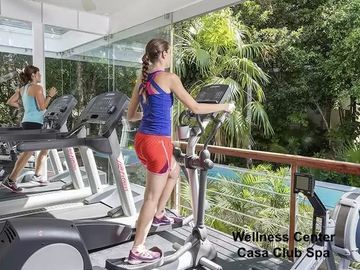 Condominio de lujo en Residencial con campo de golf, seguridad 24 hrs, acceso al