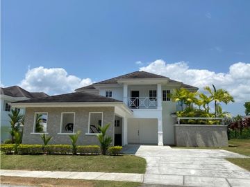 VENTA DE CASA DE PLAYA EN BIJAO BEACH AND CLUB, SAN CARLOS