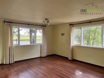 Casa en arriendo de 3 dorm. entre Puerto Octay y Frutillar