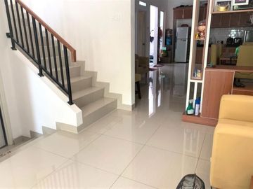 Rumah Semi Furnished Cluster Adara Kota Harapan Indah Bekasi