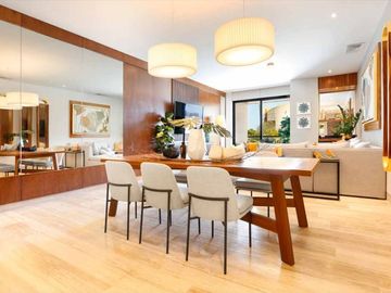 Penthouse con terraza de 25 m2, alberca familiar y alberca de adultos
