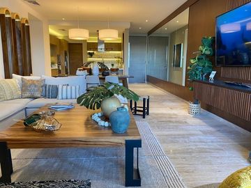 Penthouse con terraza de 25 m2, alberca familiar y alberca de adultos