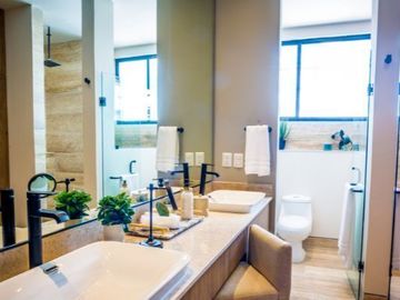 Penthouse con terraza de 25 m2, alberca familiar y alberca de adultos