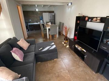 VENTA IMPECABLE DUPLEX EN BARRIO CERRADO