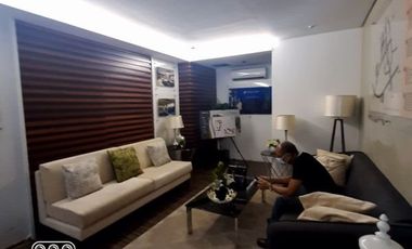 2 Bedroom w/ Parking For Sale in Valencia Hills Quezon City