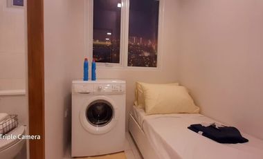 2 Bedroom w/ Parking For Sale in Valencia Hills Quezon City
