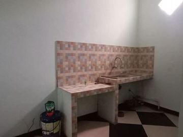 Dijual Ruko baru di pinggir jalan papan mas Dekat stasiun tambun