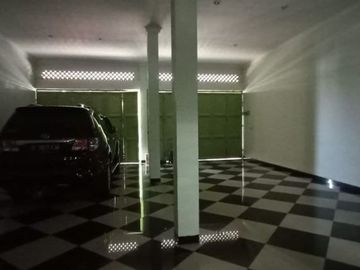 Dijual Ruko baru di pinggir jalan papan mas Dekat stasiun tambun