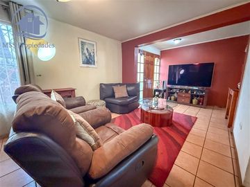 Casa 5D2B Dormitorios Amplios a 5 min Metro Las Mercedes