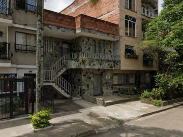 casa en venta en cristo rey - guayabal. Cod V13961