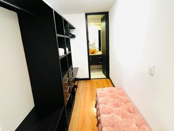 apartamento en venta en el ingenio. Cod V18176