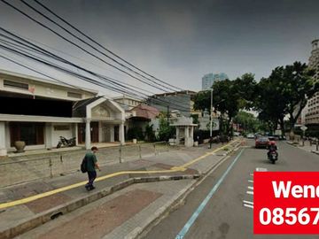 DISEWAKAN RUMAH AREA STRATEGIS KEBAYORAN BARU, Jl MAHAKAM RAYA, JAKSEL