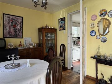 VENTA DE CASA EN ÑUÑOA 4 dorm., 2Baños, Metro Ñuñoa L3 y L6