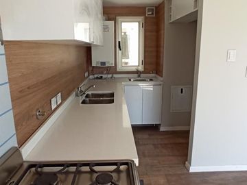 Nuevo VALOR Piso a estrenar de 4 amb. con coch. Edificio (3 años) con PISCINA Y AMPLIO SUM CON PARRILLA. POSIBILIDAD DE PERMUTA POR UNA CASA EN BANFIE
