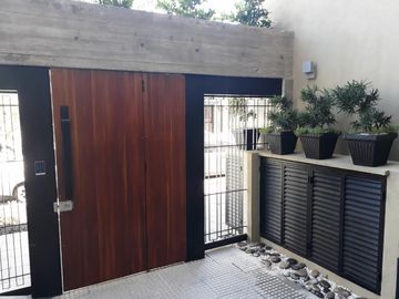 Nuevo VALOR Piso a estrenar de 4 amb. con coch. Edificio (3 años) con PISCINA Y AMPLIO SUM CON PARRILLA. POSIBILIDAD DE PERMUTA POR UNA CASA EN BANFIE