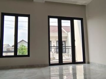 Rumah baru lokasi strategis Pondok Gede Bekasi