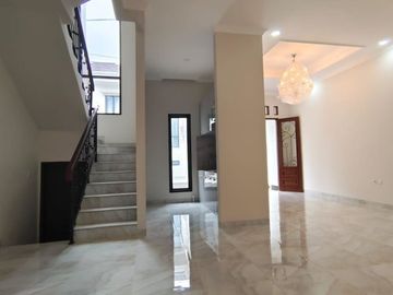 Rumah baru lokasi strategis Pondok Gede Bekasi