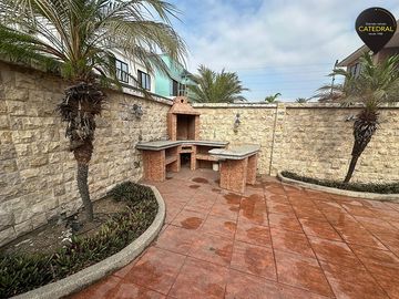 Casa de venta en Urb. Santa María de Casa Grande – código:15411
