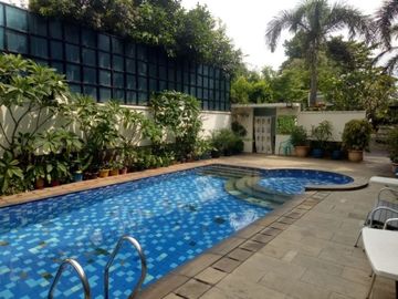 Rumah diJual di Cipete, Jakarta Selatan. Ada Kolam Renang