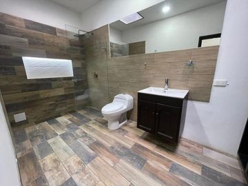 casa en venta en cuarto de legua - guadalupe. Cod V18336