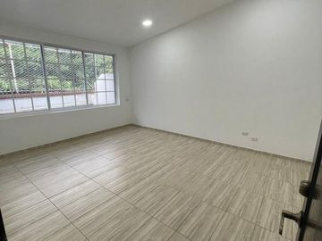casa en venta en cuarto de legua - guadalupe. Cod V18336