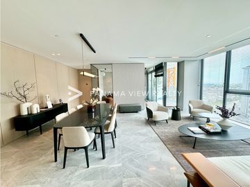 THE IVY / SANTA MARIA / VENTA