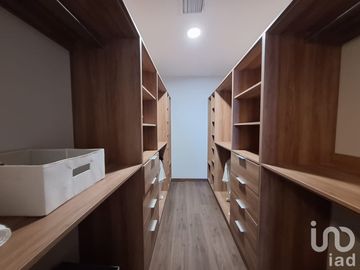 CASA DE 3 RECAMARAS EN VENTA EN FRACCIONAMIENTO PRIVADO, MODELO GIRONA, CD JUAREZ