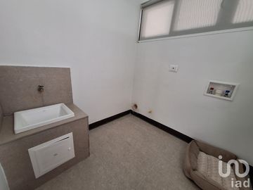 CASA DE 3 RECAMARAS EN VENTA EN FRACCIONAMIENTO PRIVADO, MODELO GIRONA, CD JUAREZ