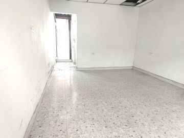 ! oportunidad para inversión ! Casa En Venta  Excelente Ubicación. Cod V8598